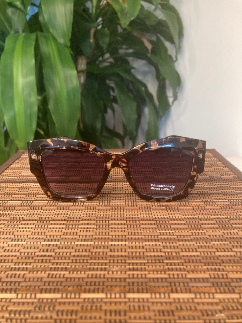 Chunky Square Cat Eye Sunglasses With Thick Frame (P4759AP)